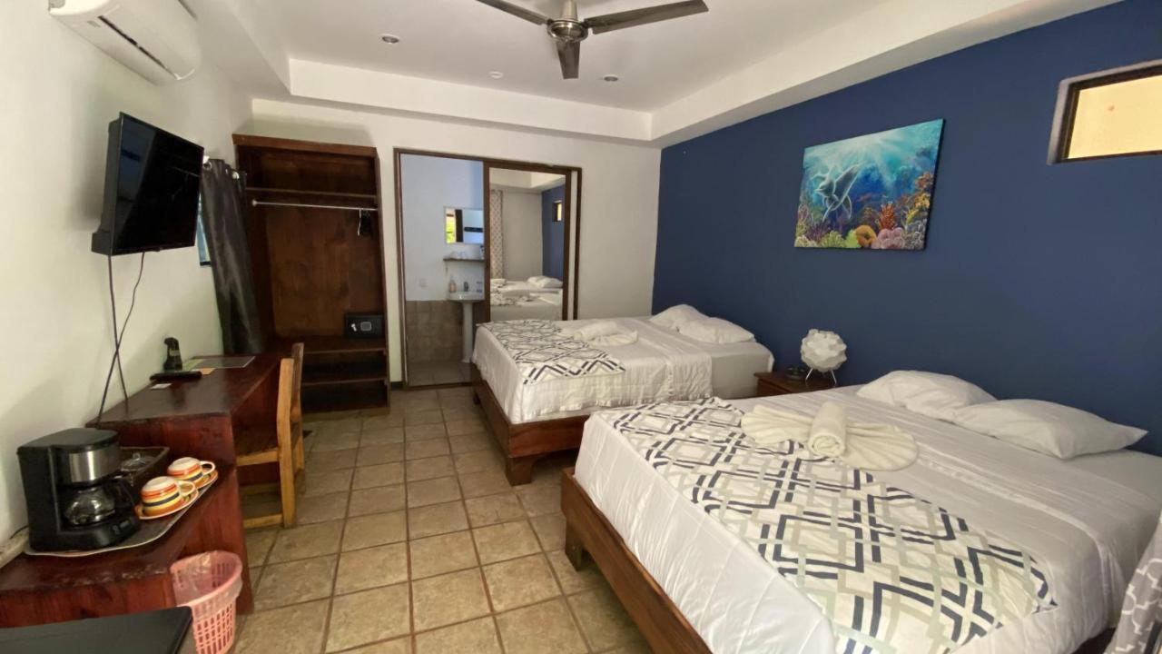La Posada Jungle Hotel マヌエル・アントニオ エクステリア 写真