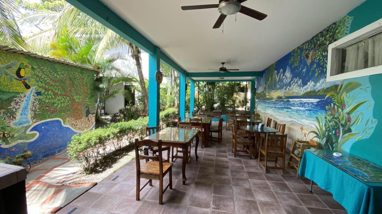 La Posada Jungle Hotel マヌエル・アントニオ エクステリア 写真