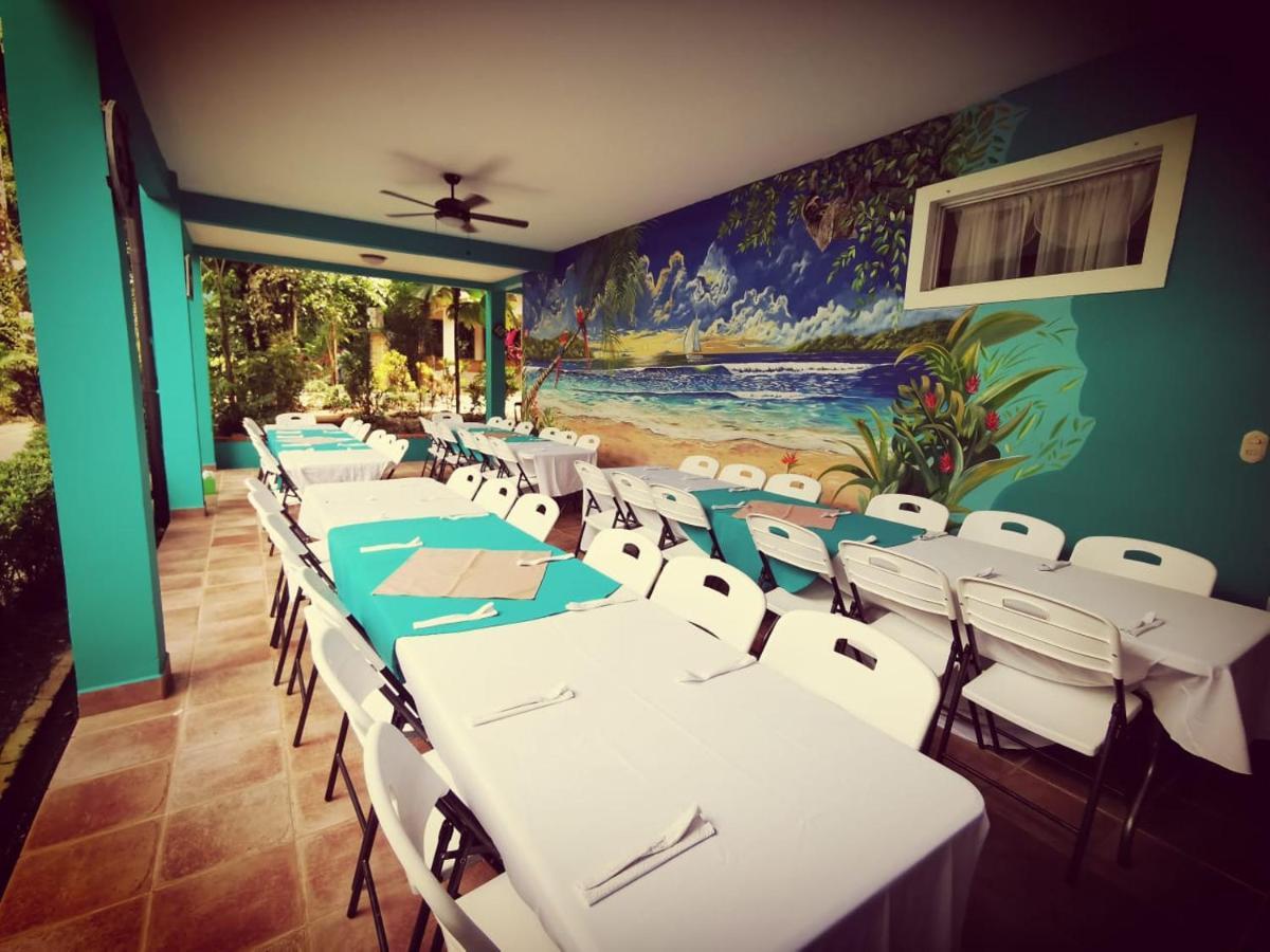 La Posada Jungle Hotel マヌエル・アントニオ エクステリア 写真