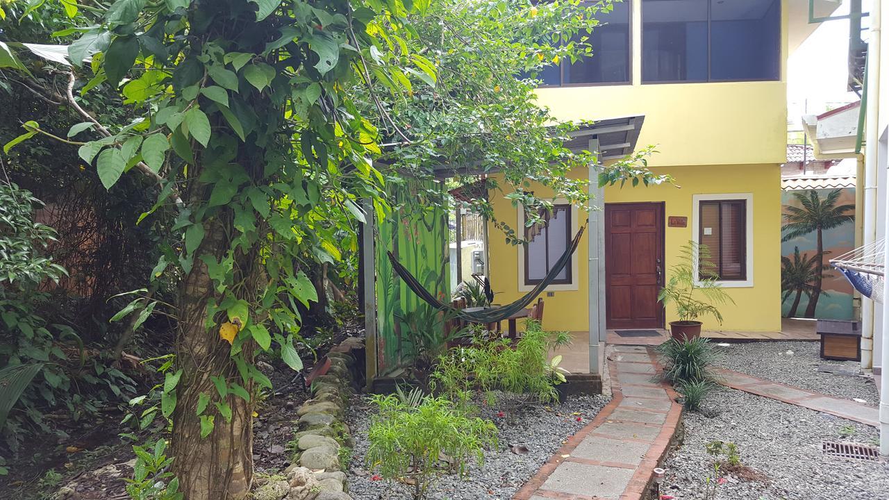 La Posada Jungle Hotel マヌエル・アントニオ エクステリア 写真