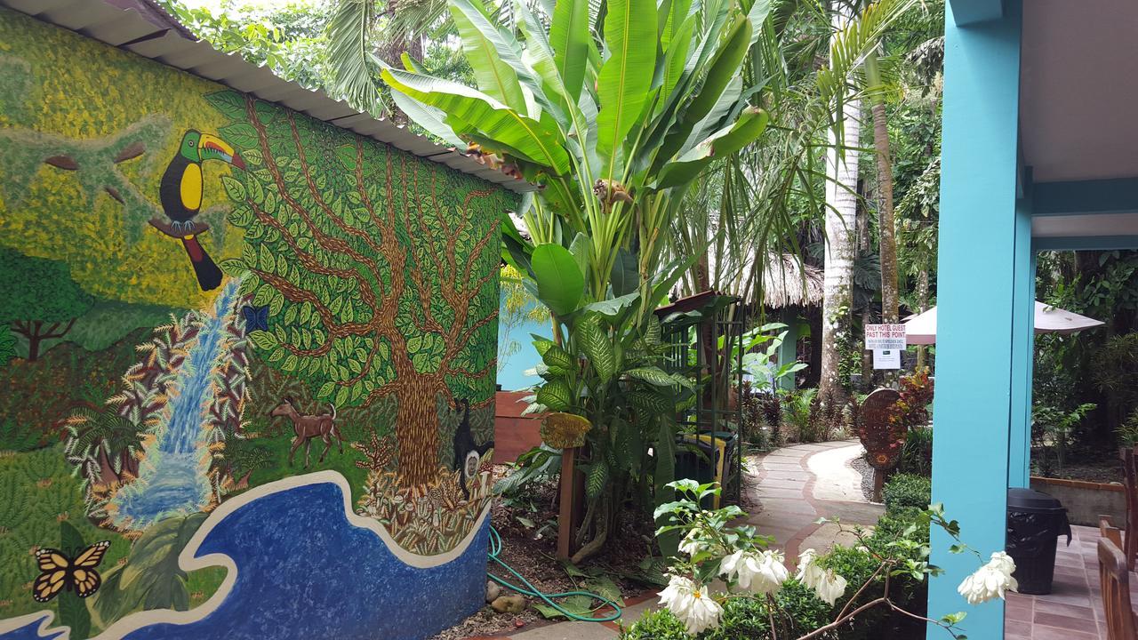 La Posada Jungle Hotel マヌエル・アントニオ エクステリア 写真
