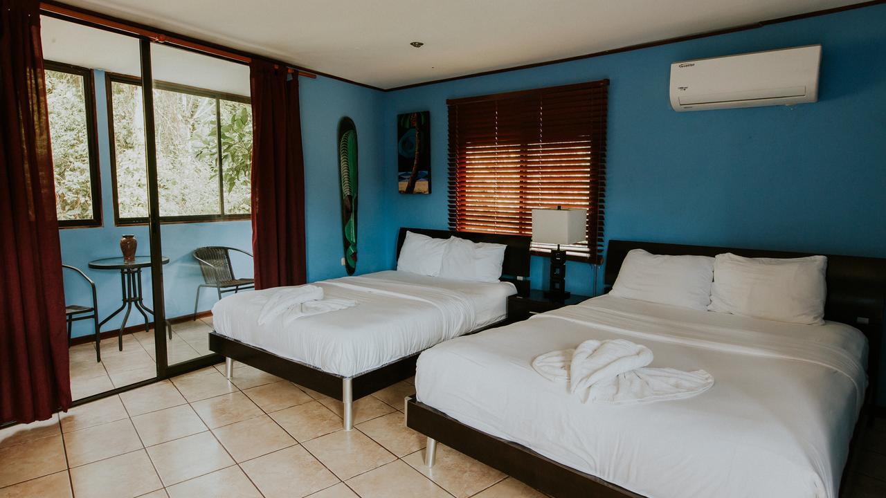 La Posada Jungle Hotel マヌエル・アントニオ エクステリア 写真